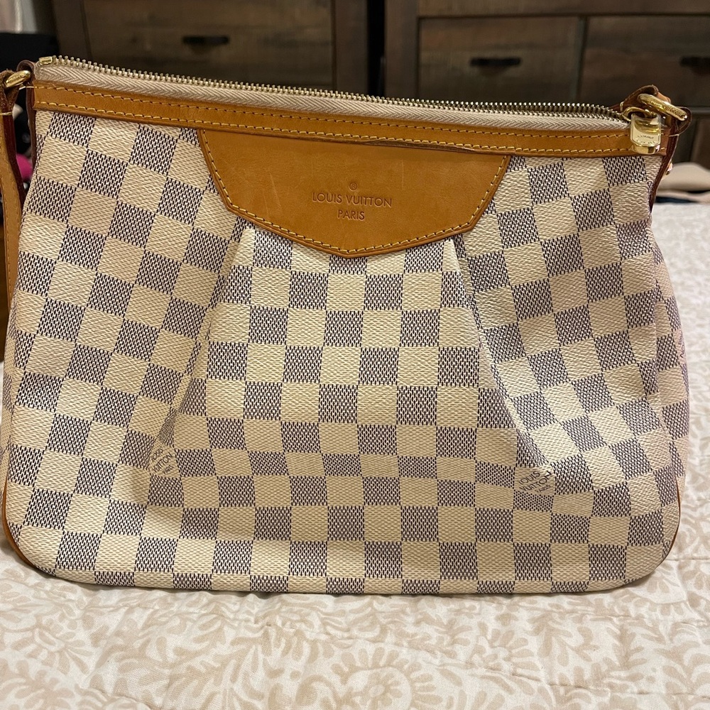 Louis Vuitton Damier Azur Shoulder Bag - Cream and Tan